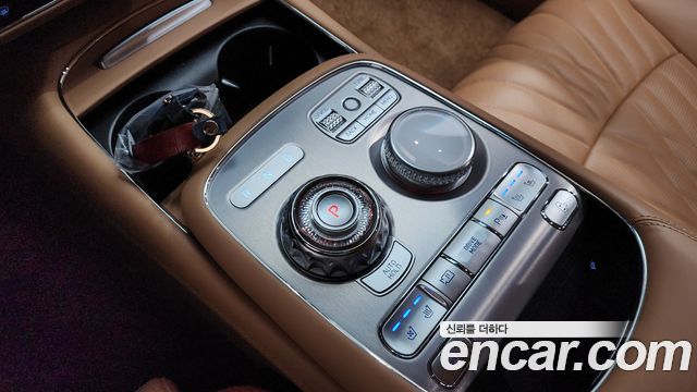 Genesis G90 (RS4) Gasoline 3.5 Turbo e-S/C AWD 2023 — фото 9