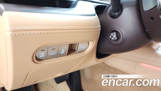 Genesis G90 (RS4) Gasoline 3.5 Turbo e-S/C AWD 2023 — фото 28