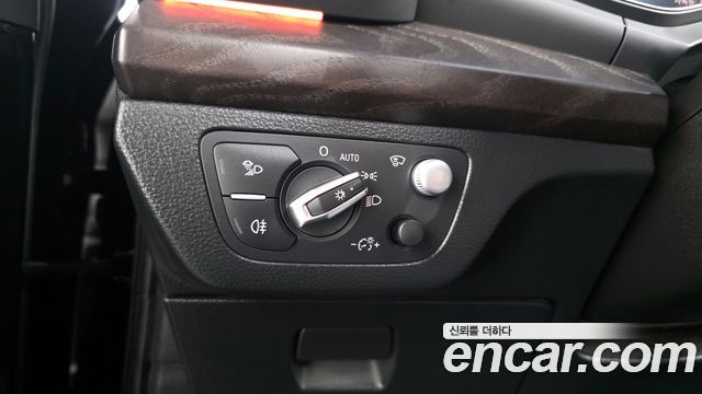 Audi Q5 (FY) 45 TFSI Quattro Premium 2023 — фото 29