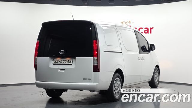 Hyundai Staria Cargo 3-Seater Modern 2022 — фото 2