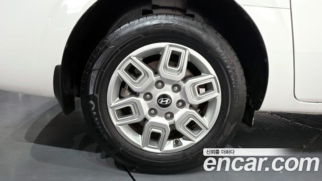 Hyundai Staria Cargo 3-Seater Modern 2022 — фото 5