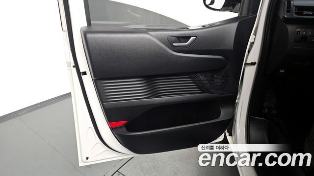 Hyundai Staria Cargo 3-Seater Modern 2022 — фото 24