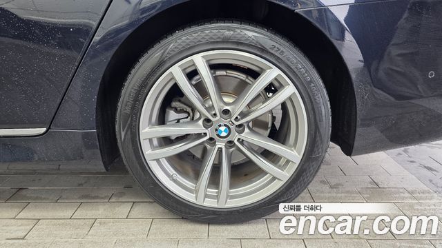 BMW 7 Series (G11) 730Ld xDrive M Sport 2018 — фото 21