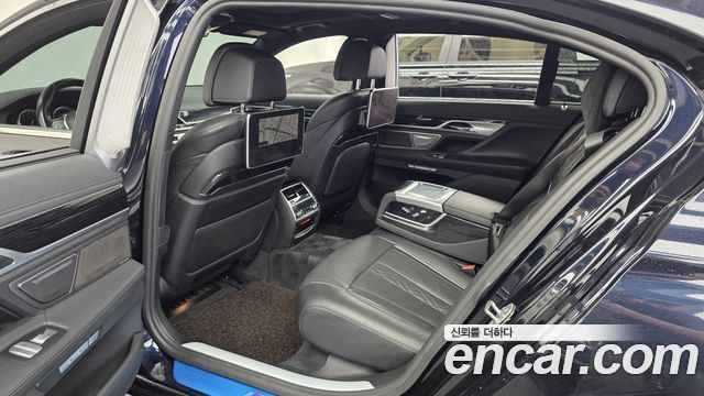BMW 7 Series (G11) 730Ld xDrive M Sport 2018 — фото 26