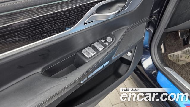 BMW 7 Series (G11) 730Ld xDrive M Sport 2018 — фото 35