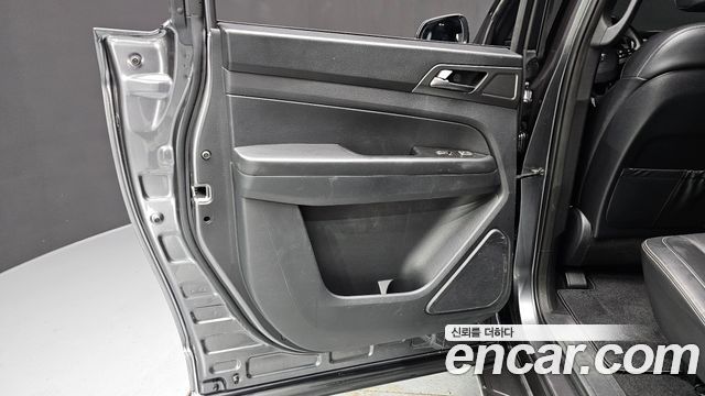 KG Mobility (SsangYong) Rexton Sports Diesel 2.2 4WD Prestige 2023 — фото 25