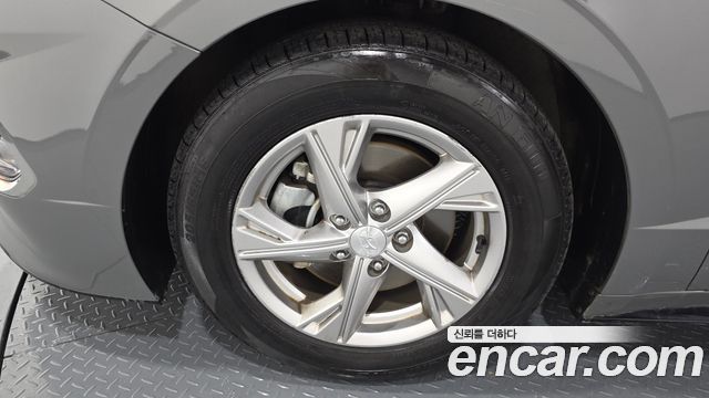 Hyundai Sonata (DN8) 2.0 LPG(rental car) Smart 2022 — фото 5