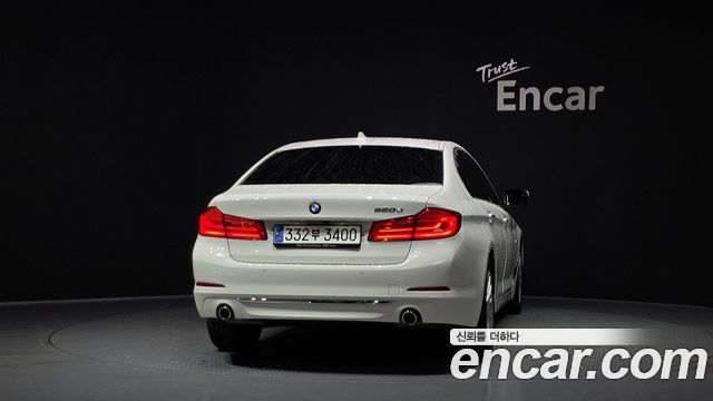 BMW 5 Series (G30) 520d Luxury Special Edition 2018 — фото 4