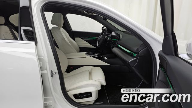 BMW 5 Series (G60) 520i 2025 — фото 11