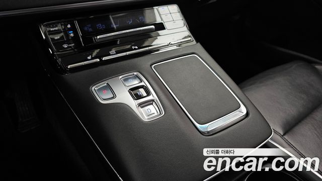Hyundai Grandeur (IG) 2.5 Premium 2022 — фото 9
