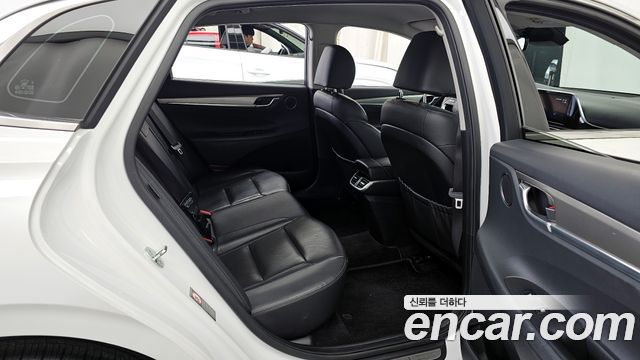 Hyundai Grandeur (IG) 2.5 Premium 2022 — фото 12
