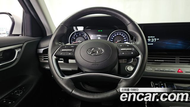 Hyundai Grandeur (IG) 2.5 Premium 2022 — фото 13