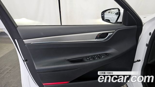 Hyundai Grandeur (IG) 2.5 Premium 2022 — фото 24