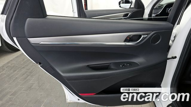 Hyundai Grandeur (IG) 2.5 Premium 2022 — фото 25