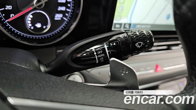 Hyundai Grandeur (IG) 2.5 Premium 2022 — фото 27