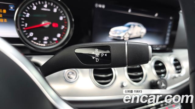 Mercedes-Benz E-Class (W213) E300 Avantgarde 2019 — фото 9