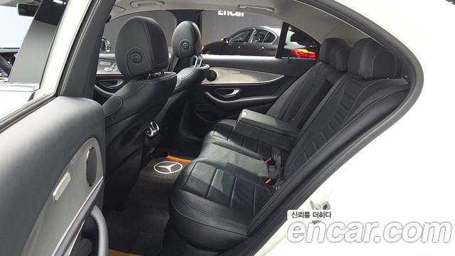 Mercedes-Benz E-Class (W213) E300 Avantgarde 2019 — фото 12