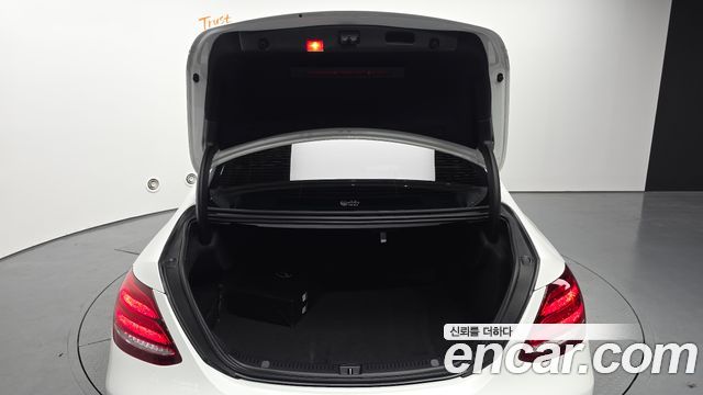 Mercedes-Benz E-Class (W213) E300 Avantgarde 2019 — фото 20
