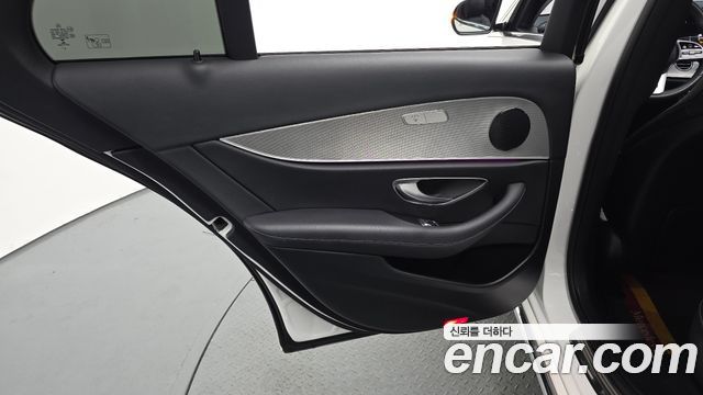 Mercedes-Benz E-Class (W213) E300 Avantgarde 2019 — фото 25