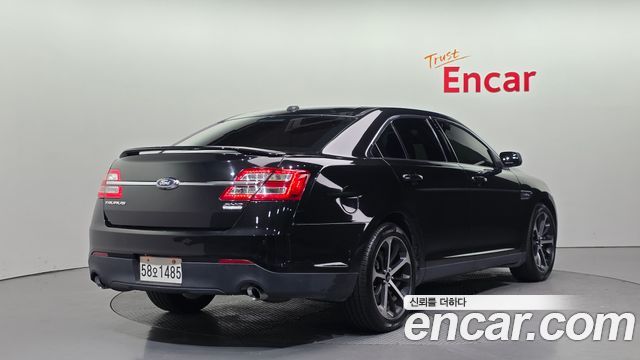 Ford Taurus 3.5 SHO EcoBoost 6th 2015 — фото 2