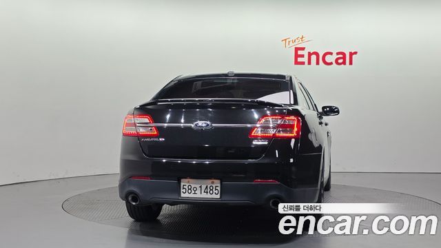 Ford Taurus 3.5 SHO EcoBoost 6th 2015 — фото 4