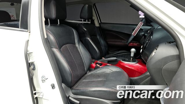 Nissan Juke 1.6 SV F15 2015 — фото 11