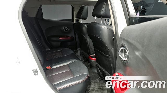 Nissan Juke 1.6 SV F15 2015 — фото 12