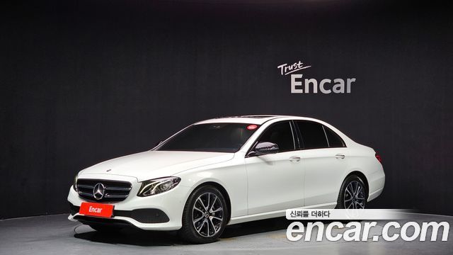 Mercedes-Benz E-Class (W213) E250 Avantgarde 2020 — фото 1