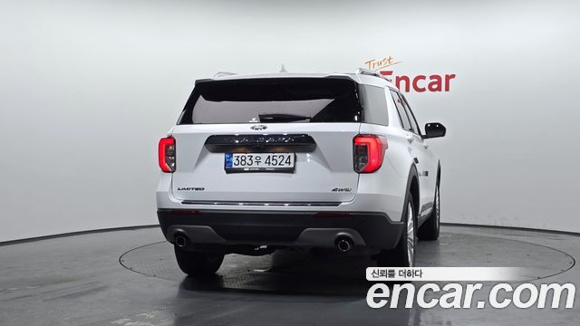 Ford Explorer (VI) 2.3 LimIted 4WD 2021 — фото 4
