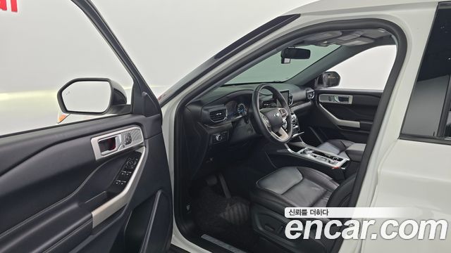 Ford Explorer (VI) 2.3 LimIted 4WD 2021 — фото 10