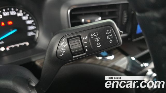 Ford Explorer (VI) 2.3 LimIted 4WD 2021 — фото 14