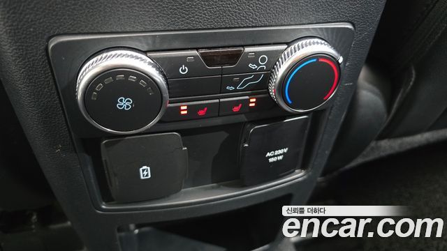Ford Explorer (VI) 2.3 LimIted 4WD 2021 — фото 19