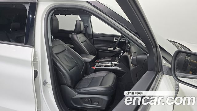 Ford Explorer (VI) 2.3 LimIted 4WD 2021 — фото 26