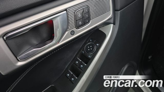 Ford Explorer (VI) 2.3 LimIted 4WD 2021 — фото 27