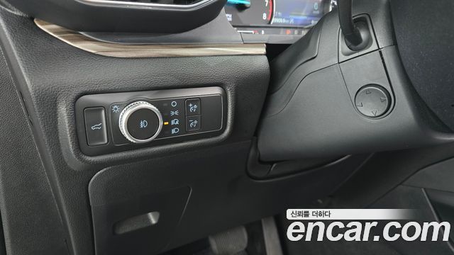 Ford Explorer (VI) 2.3 LimIted 4WD 2021 — фото 29