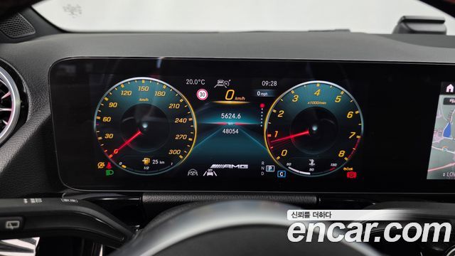 Mercedes-Benz GLA-Class (H247) GLA45 AMG 4MATIC+ 2022 — фото 8