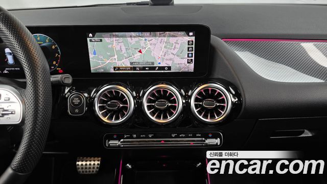 Mercedes-Benz GLA-Class (H247) GLA45 AMG 4MATIC+ 2022 — фото 14