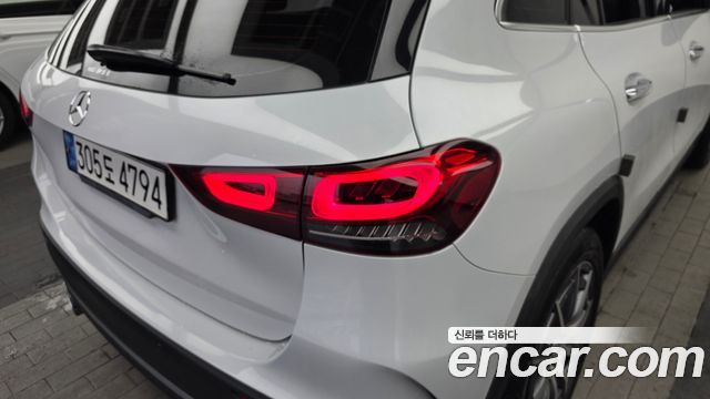 Mercedes-Benz GLA-Class (H247) GLA45 AMG 4MATIC+ 2022 — фото 23