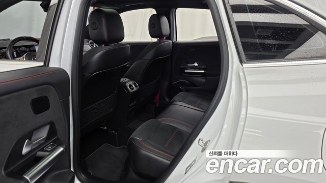 Mercedes-Benz GLA-Class (H247) GLA45 AMG 4MATIC+ 2022 — фото 26