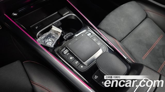 Mercedes-Benz GLA-Class (H247) GLA45 AMG 4MATIC+ 2022 — фото 32