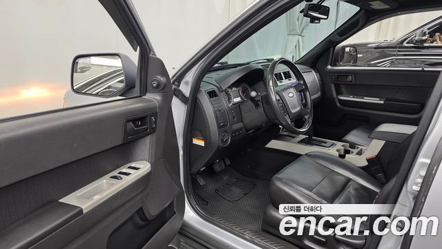 Ford Escape 2.5 XLT 4WD 2nd 2011 — фото 10