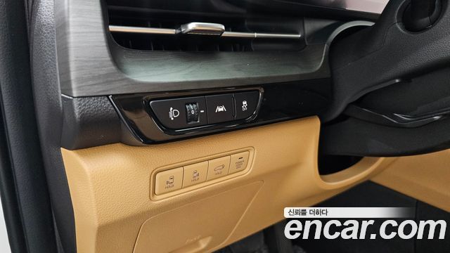 Kia Carnival (IV) Gasoline 9-Seater Noblesse 2023 — фото 16