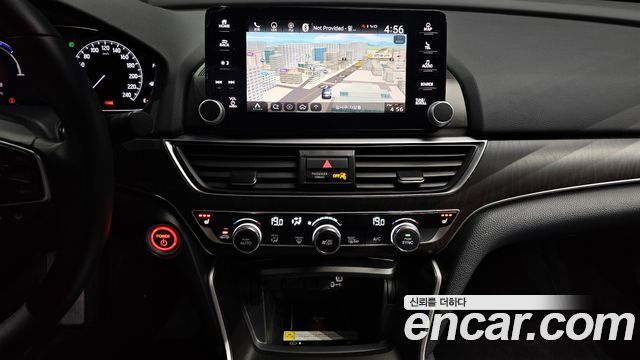 Honda Accord (X) 2.0 Hybrid Touring 2018 — фото 13
