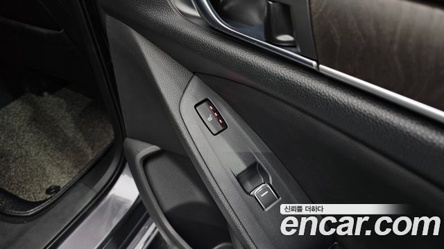 Honda Accord (X) 2.0 Hybrid Touring 2018 — фото 29