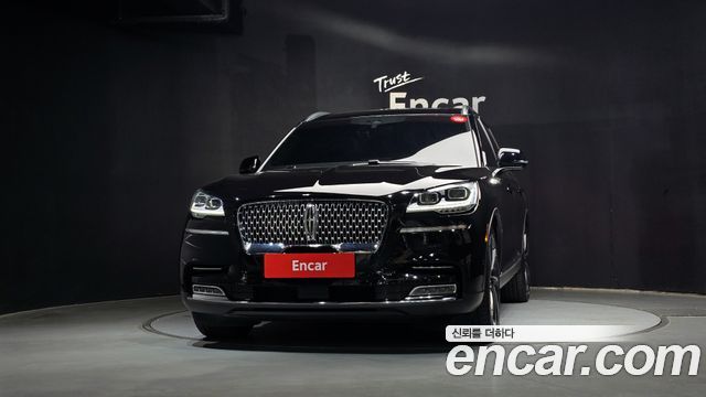 Lincoln Aviator (II) 3.0 Reserve  AWD 2022 — фото 3