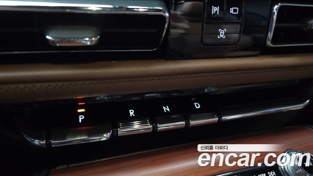 Lincoln Aviator (II) 3.0 Reserve  AWD 2022 — фото 9