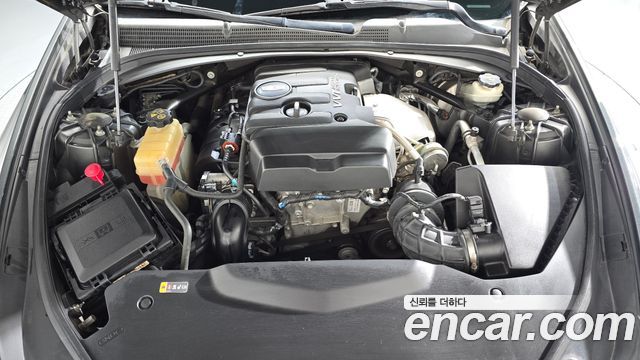 Cadillac CTS (III) 2.0 Premium 2015 — фото 6