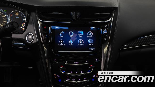 Cadillac CTS (III) 2.0 Premium 2015 — фото 19