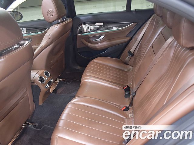Mercedes-Benz E-Class (W213) E450 4MATIC Exclusive 2021 — фото 7