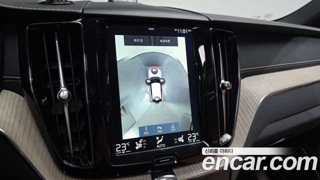 Volvo XC60 (II) D4 Inscription 2018 — фото 14